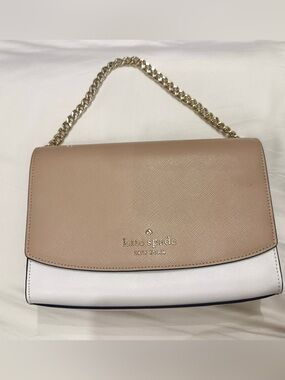 kate spade Two-Tone Beige and White Chain Shoulder Bag